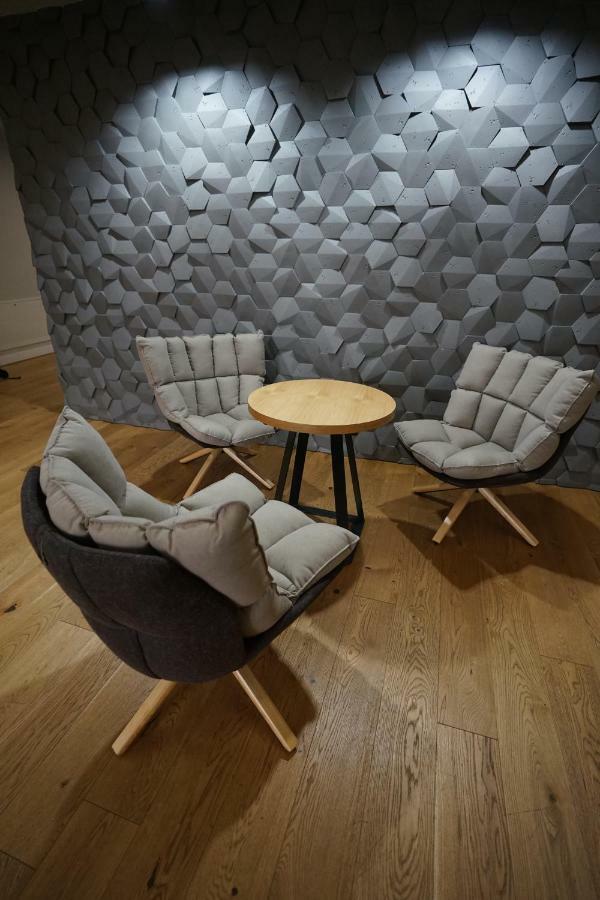 Kamienica Nr 6 Aparthotel Aleksandrow Lodzki Luaran gambar