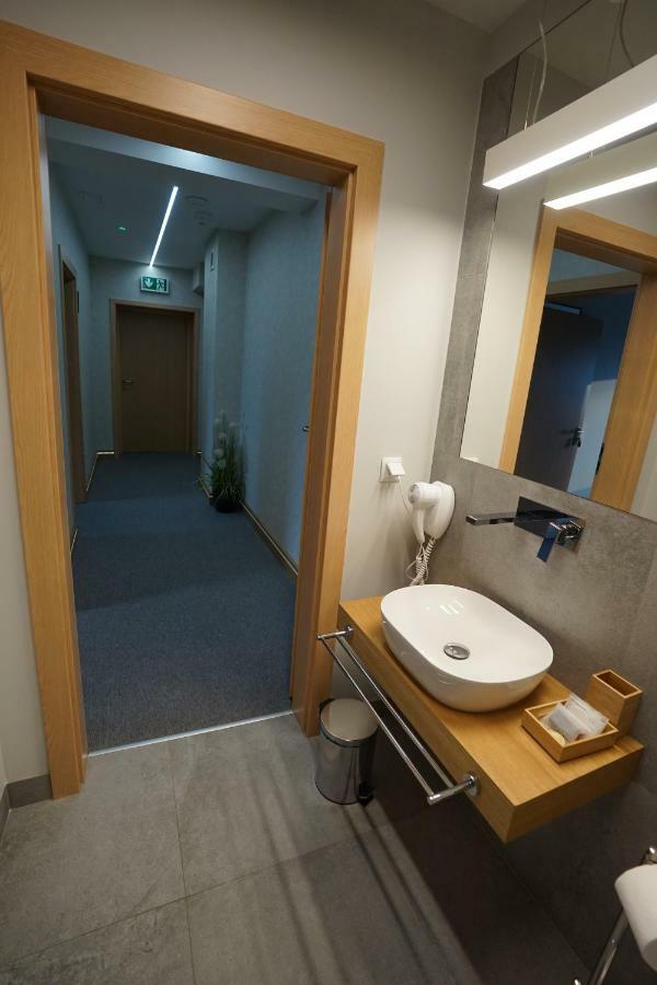 Kamienica Nr 6 Aparthotel Aleksandrow Lodzki Luaran gambar