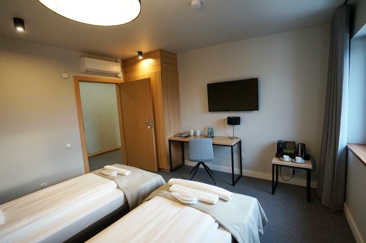 Kamienica Nr 6 Aparthotel Aleksandrow Lodzki Luaran gambar